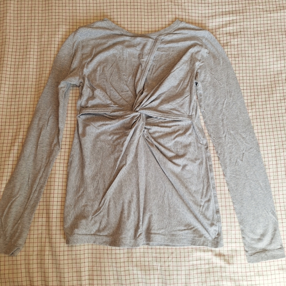 Cabi Twist Turn Back Fitted Tshirt